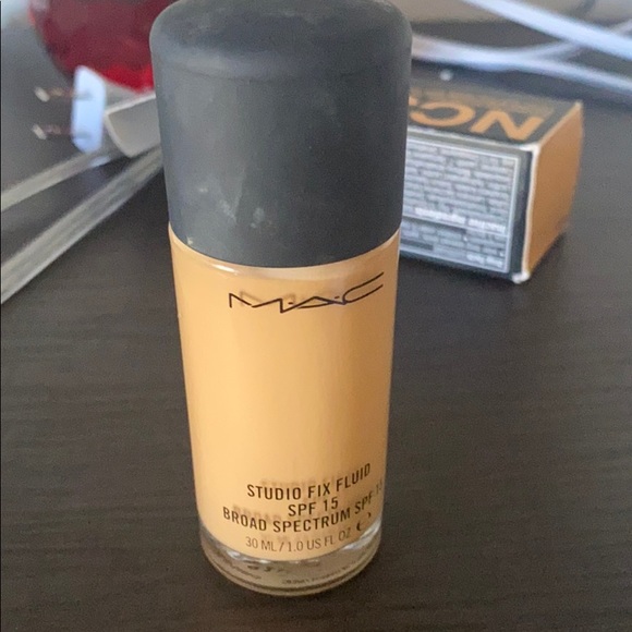 mac studio fix fluid foundation nc37
